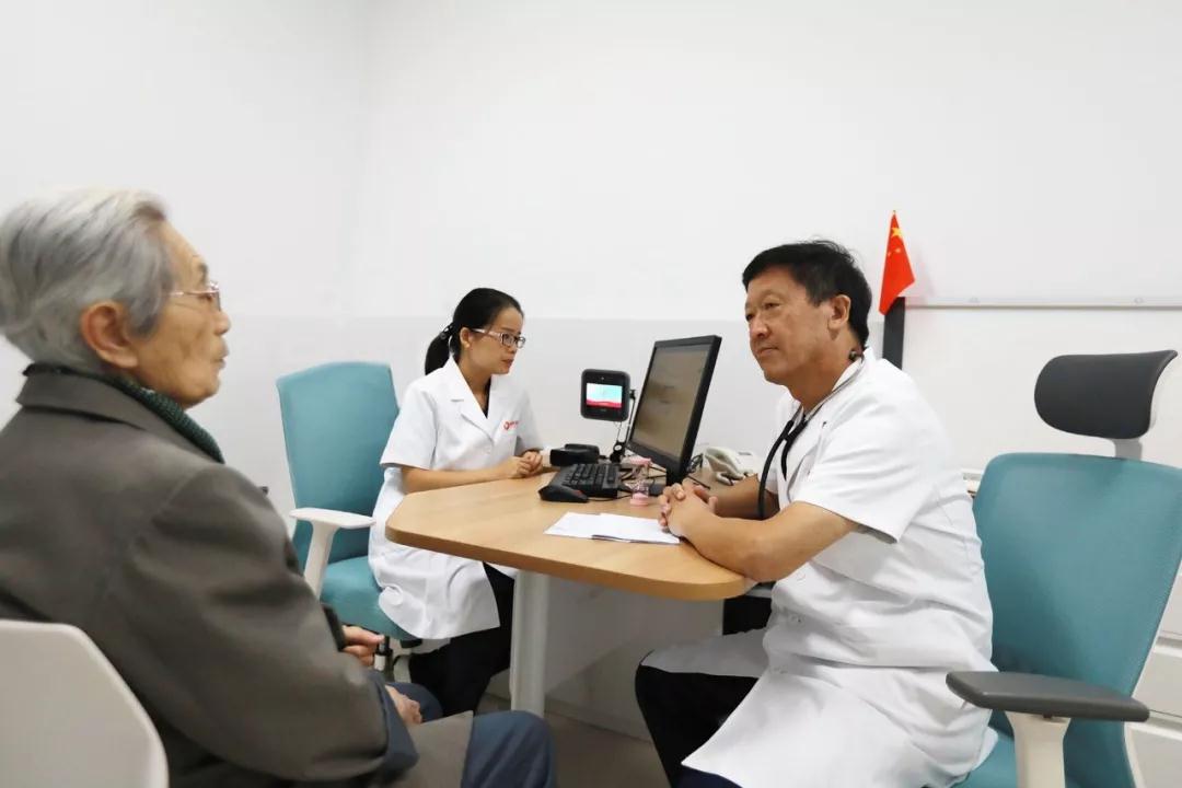 《健康時報》記者走進西安國際醫(yī)學中心，請看報道