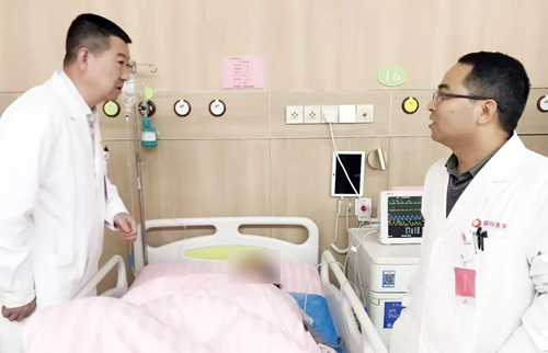 三秦網(wǎng)報道—西安國際醫(yī)學(xué)中心醫(yī)院成功實施首例經(jīng)鼻內(nèi)鏡鼻腔淚囊吻合術(shù)