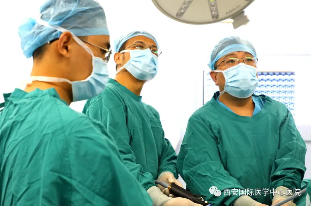 19年了，手上“汗流成河”！兩個(gè)小切口就治好這個(gè)“怪病”