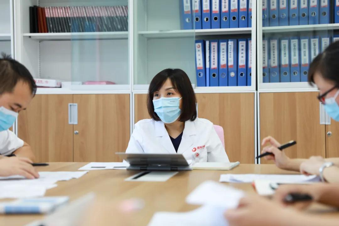 陽光網(wǎng)—薛妍：醫(yī)生要有溫度、有尺度、有深度