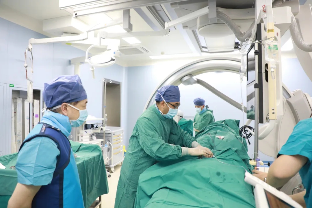 五一勞動最光榮｜向佑護健康的白衣天使致敬！