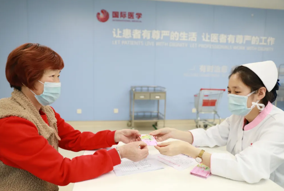 用人間溫暖守護生命之光——來自西安國際醫(yī)學中心醫(yī)院報道之三