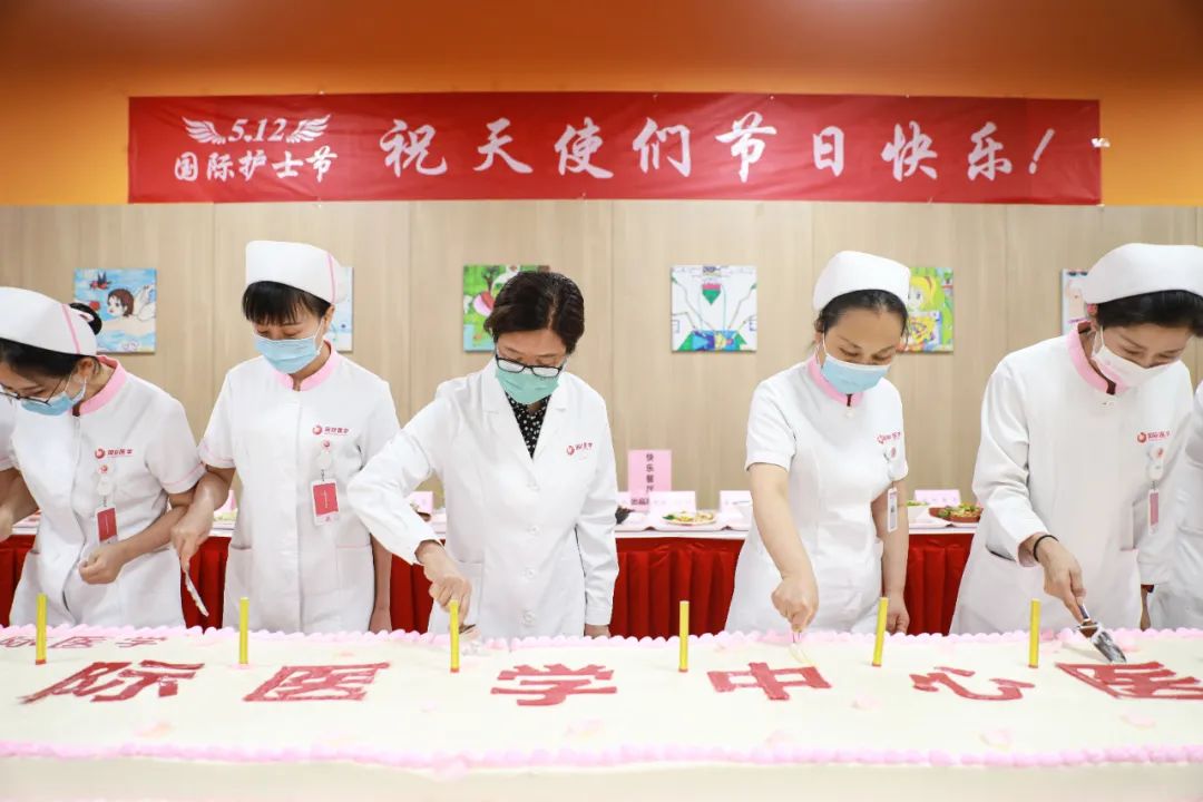 5·12國際護(hù)士節(jié)系列活動之三|今天，讓所有鮮花為她們綻放！