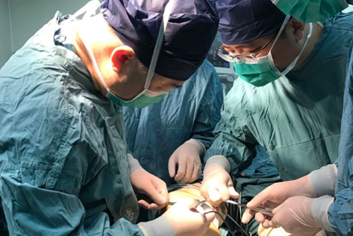 1700公里、27小時(shí)，從敦煌到西安，千里求醫(yī)、不負(fù)所盼！