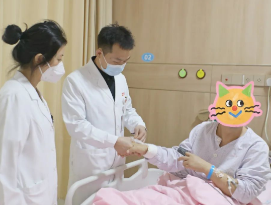 造影劑過(guò)敏？無(wú)“劑”可施，醫(yī)生出“聲”顯“影”打通患者閉塞的血管