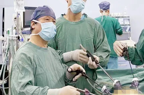 68cm橡膠水管吞入腹中！我院普外科腹腔鏡微創(chuàng)手術(shù)緊急施救！