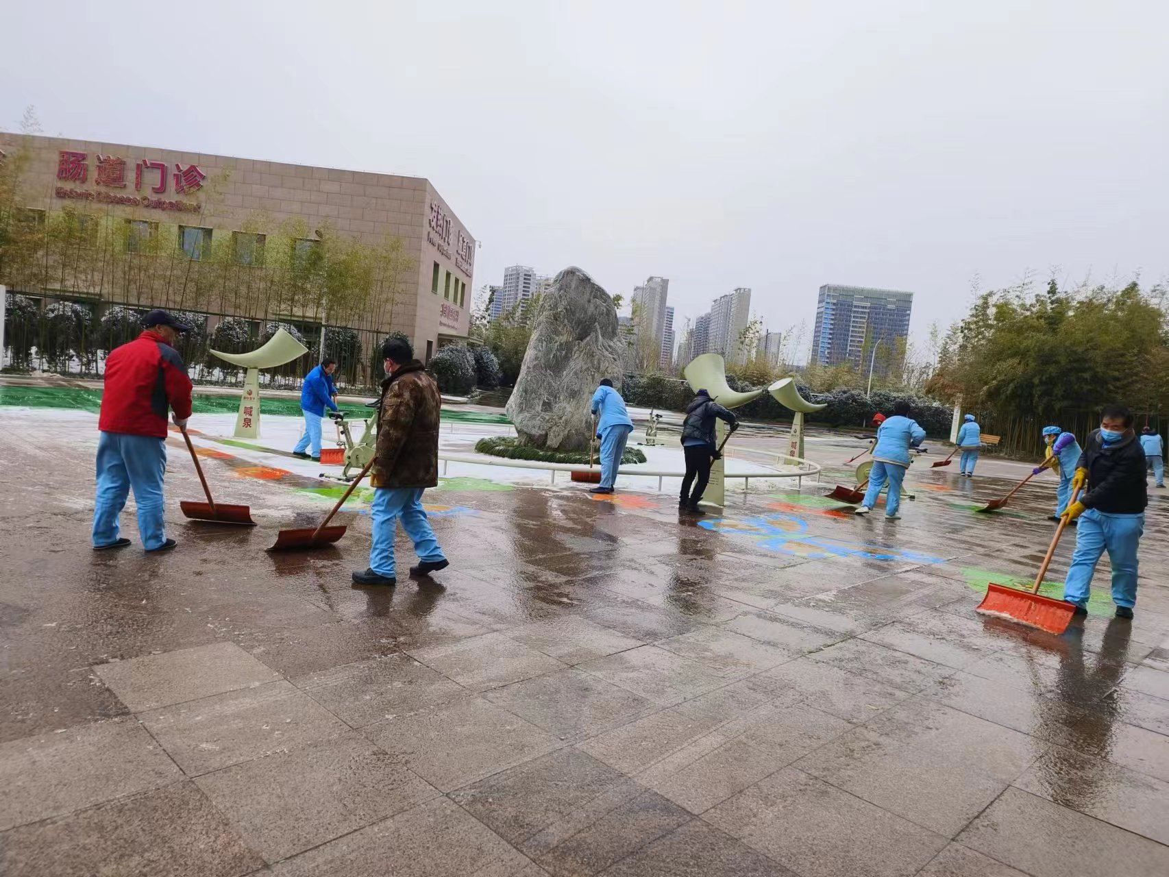 雪很美，他們也很美