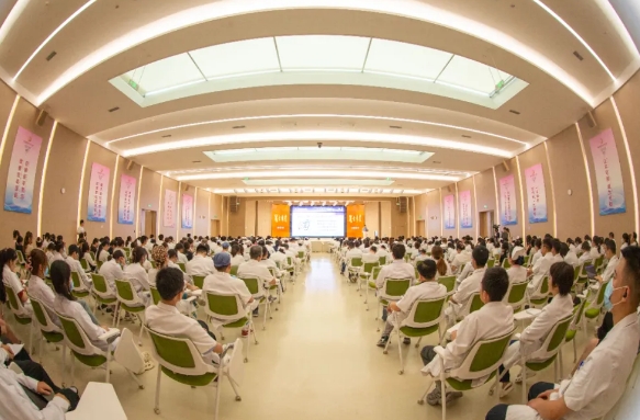 院士講堂 精彩紛呈！中國(guó)科學(xué)院竇科峰院士講授器官移植發(fā)展現(xiàn)狀