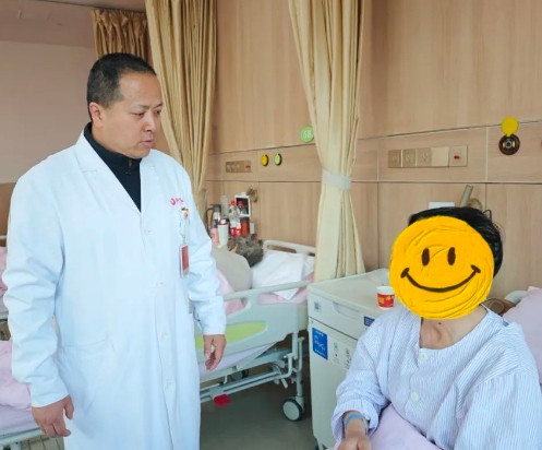 視力模糊、頭暈頭痛？專家：這項顱內(nèi)腫瘤檢查必不可少