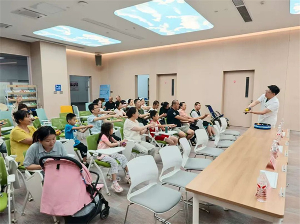 愛在音符中流淌，希望在指尖處傳遞——直擊腦癱多學(xué)科義診現(xiàn)場