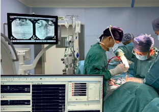 74歲老人命懸「生命中樞」！從“等死算了”到“我有救了”…