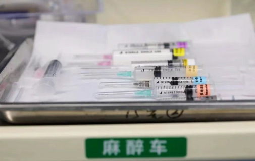 心梗6天+粉碎骨折！教科書(shū)上的“禁區(qū)”，他們硬是闖過(guò)來(lái)了…